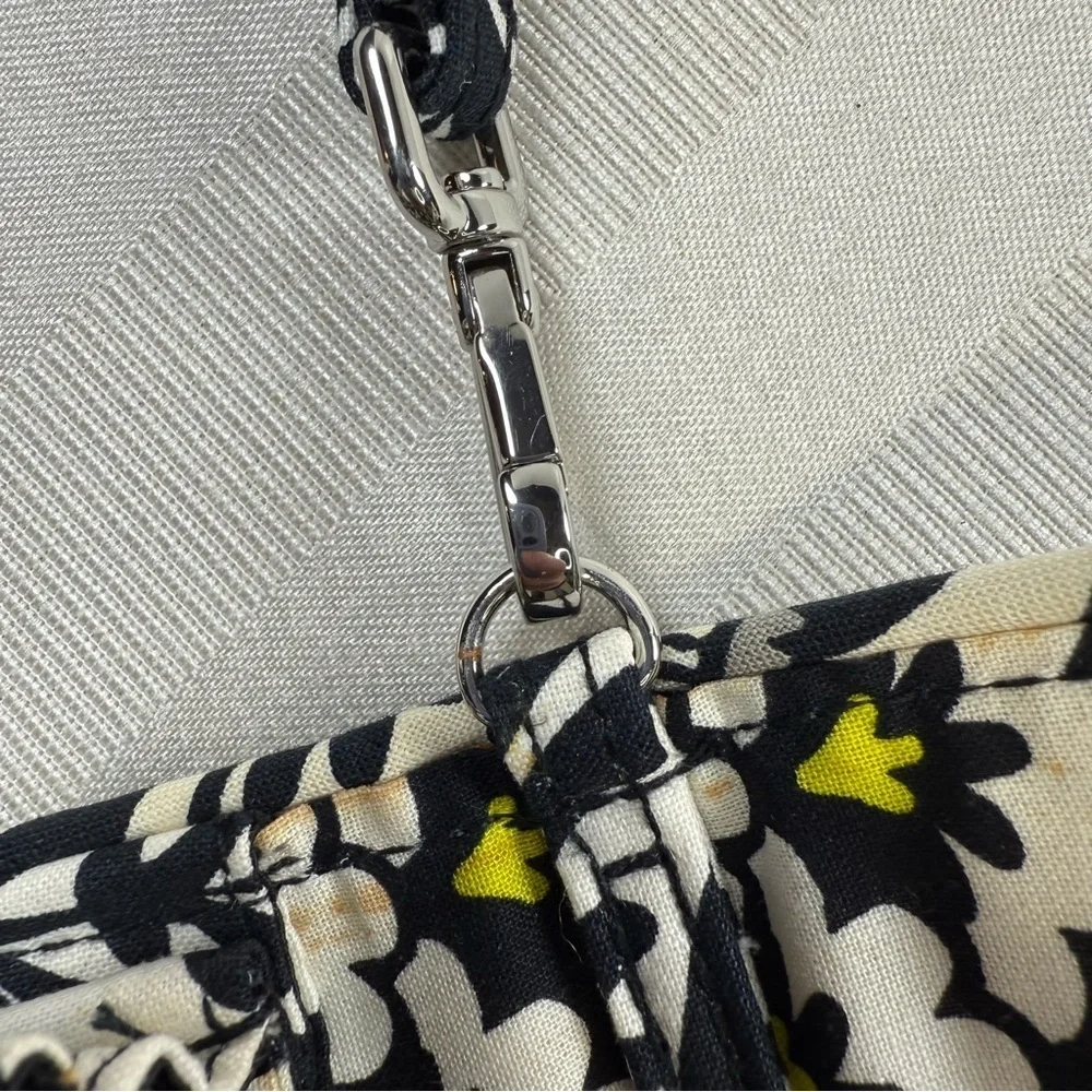 Vera Bradley Smartphone Turnlock Wristlet Fanfare